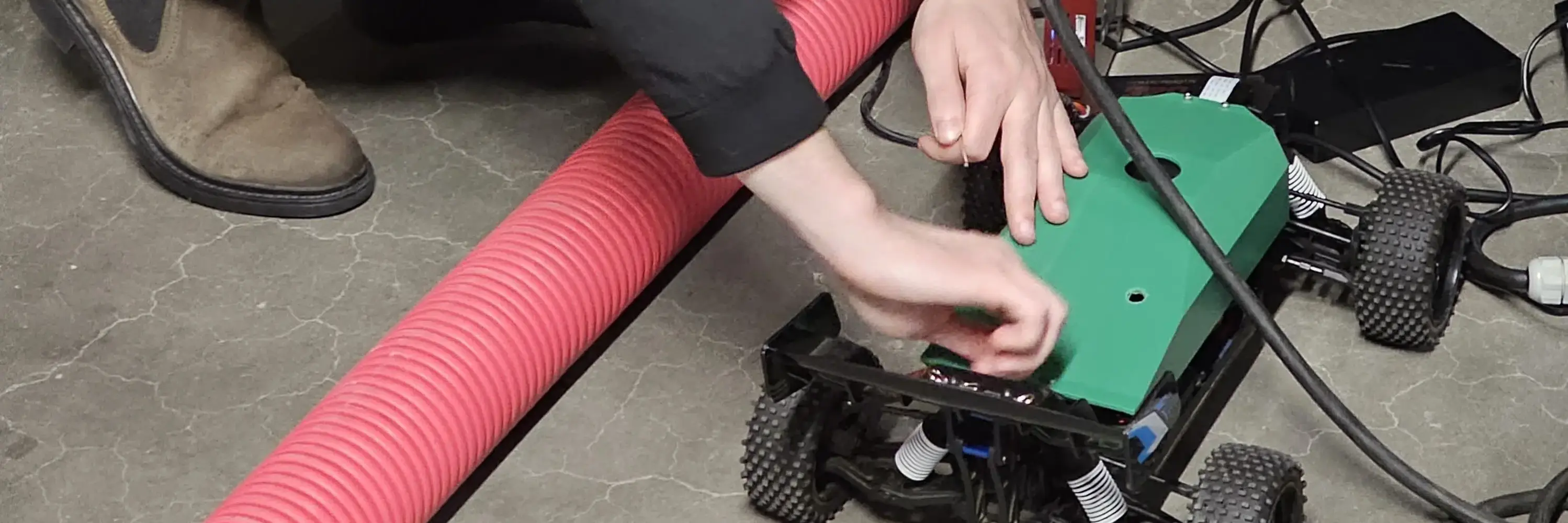 Race To The Future: selfdriving RC car